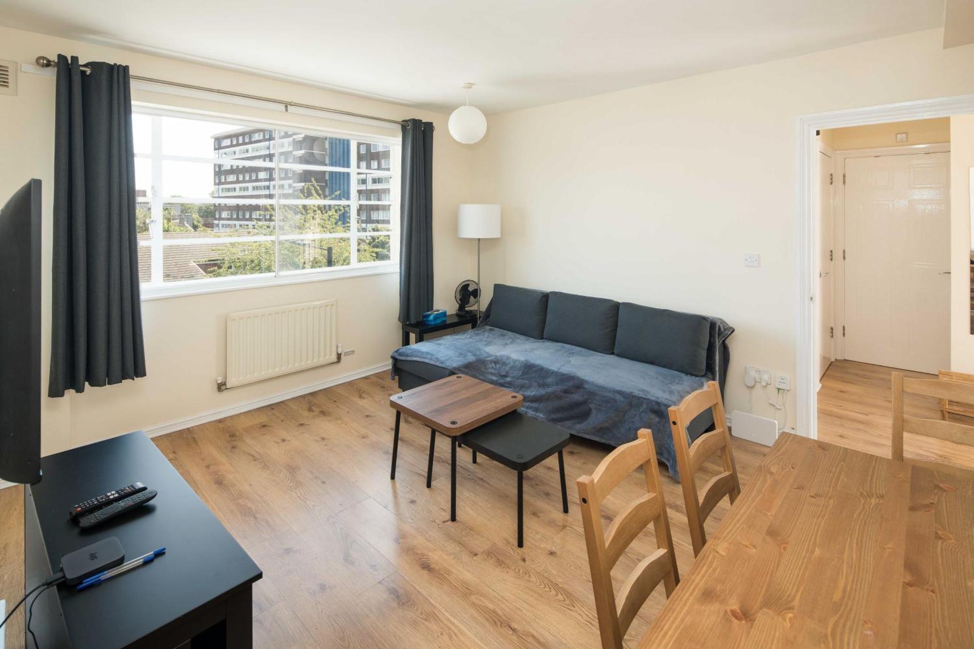 2Bd London Flat - City Buzz & Parkside Serenity Apartment Bagian luar foto